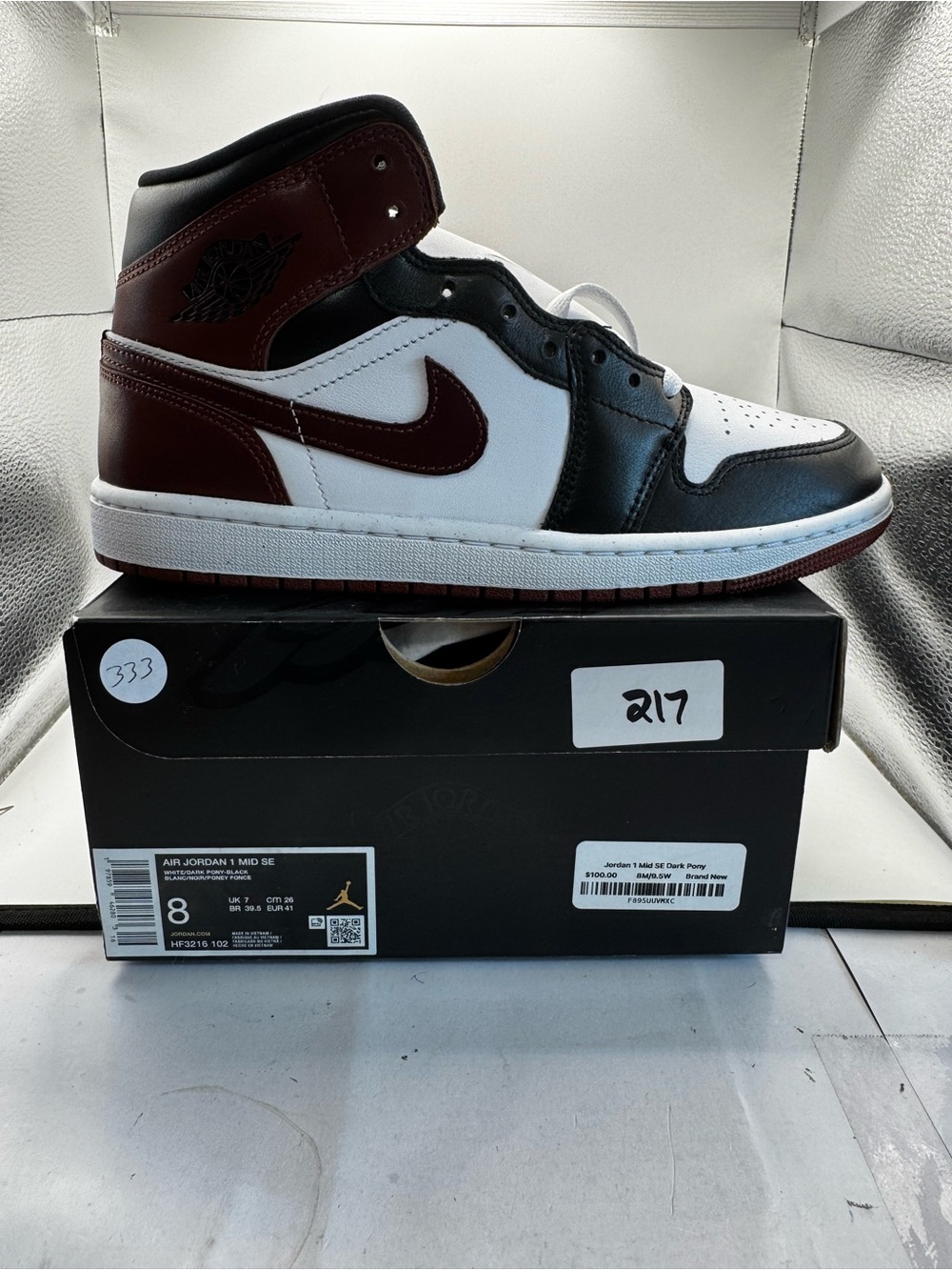 Nike Air Jordan 1 Mid SE Men’s Shoes - White/Black/Maroon